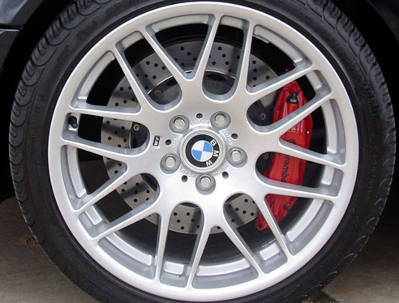 BMW ska erbjuda Brembo-bromsar som tillbehör