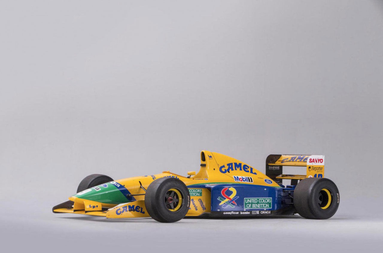 Nu kan du köpa Michael Schumachers gamla F1-bil