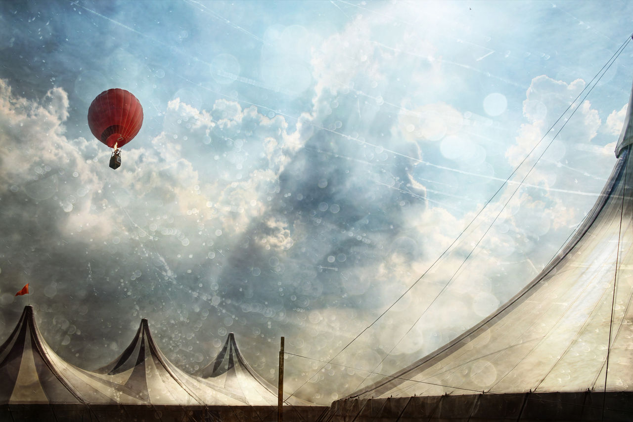Cirkus skickar upp hamstrar i ballonger