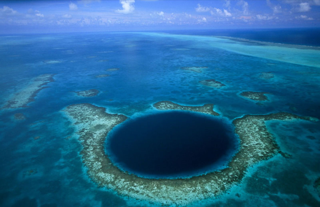 Great Blue Hole ger ledtrådar till varför Mayaindianerna dog ut