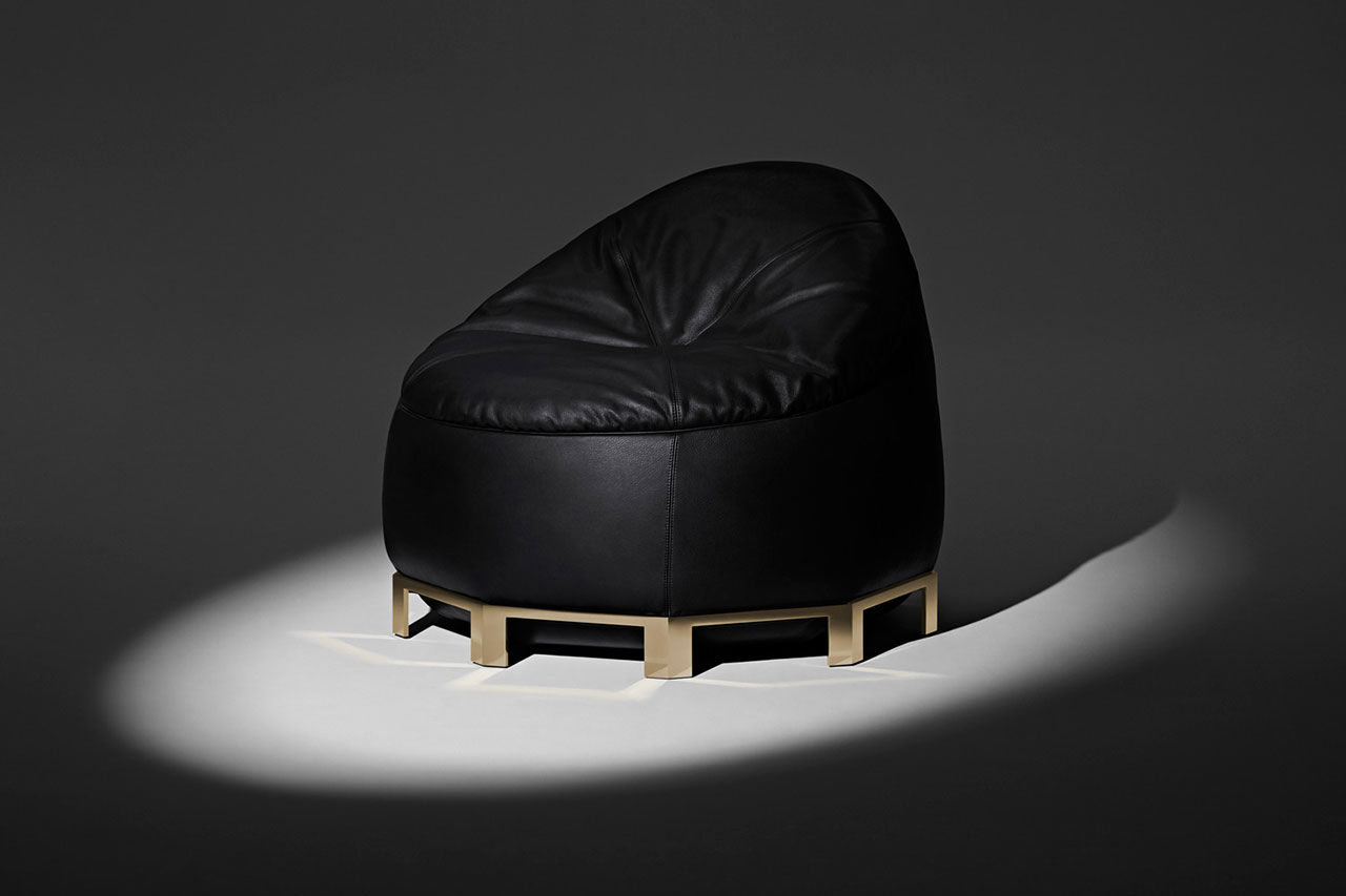 Modeskaparen Alexander Wang designar saccosäck