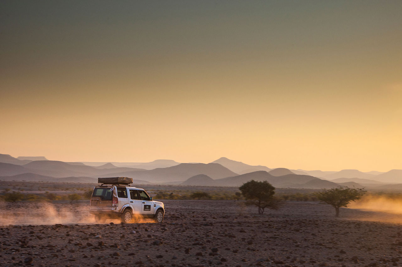 Åk på semester med Land Rover