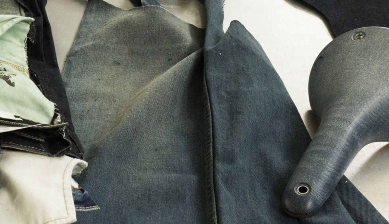 Sätt denim på sadeln