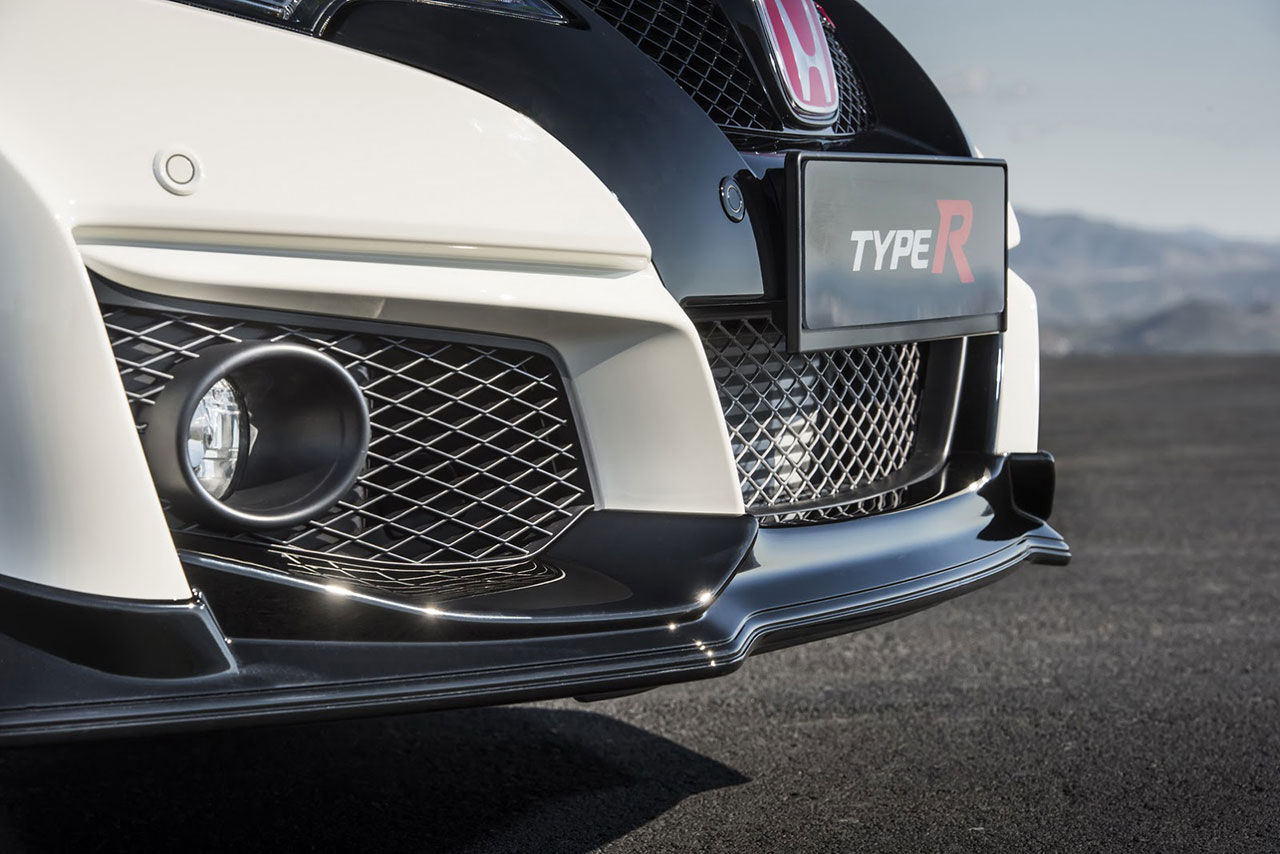 Första bilderna på nya Honda Civic Type R