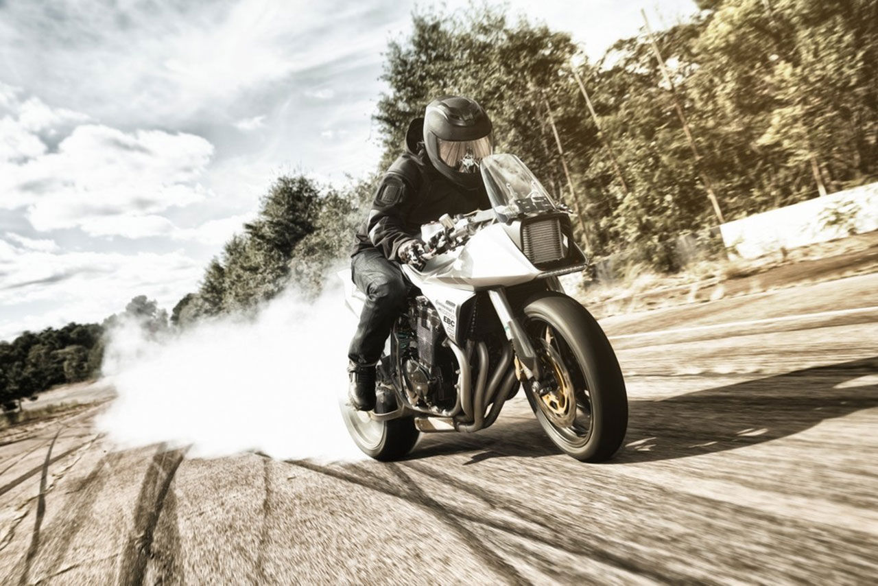 Icon har byggt om en Suzuki Katana