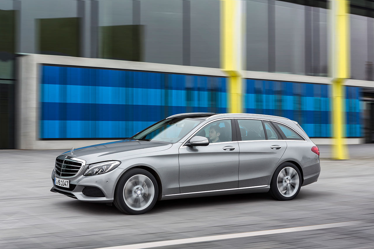 Mercedes C-Klass plug-in hybrid blir din för 495 900 kronor
