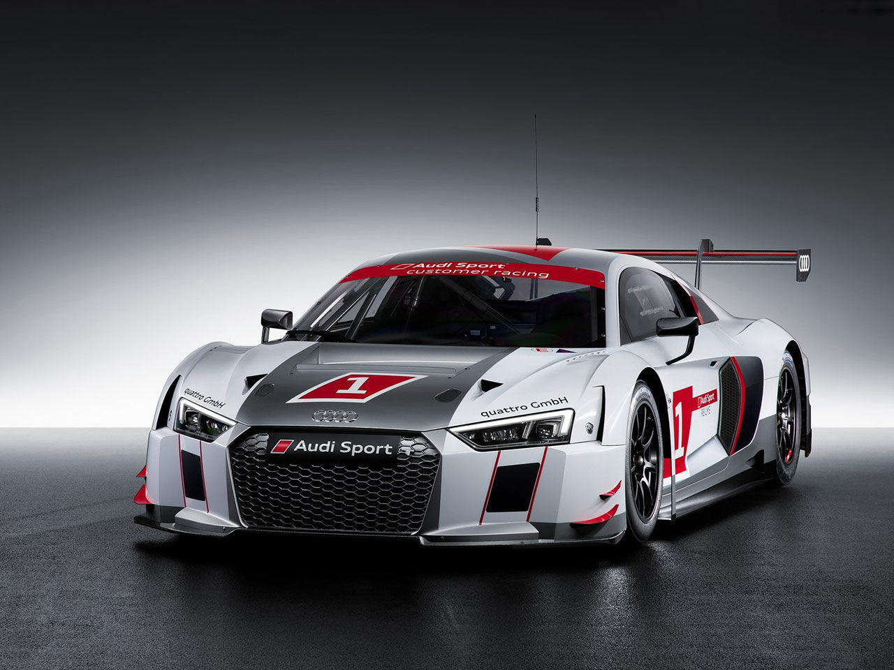 Nya Audi R8 i tävlingsskrud