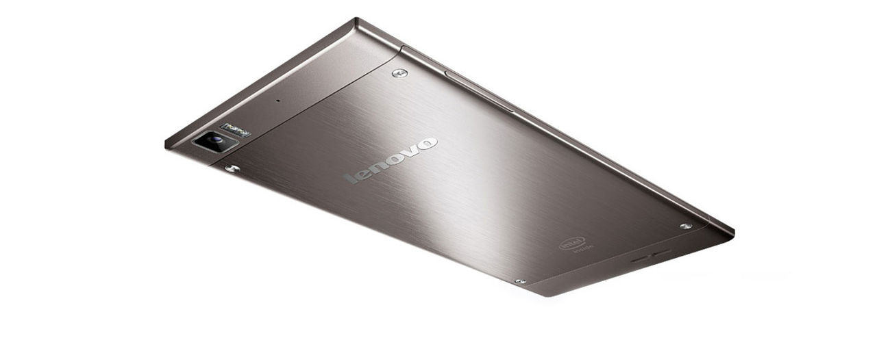 Lenovo släpper sin första Windowstelefon