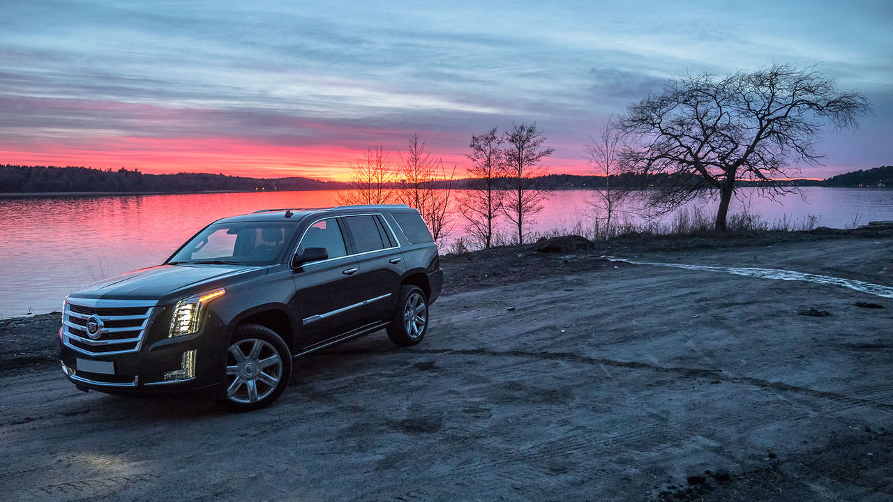 Man färdas som en kung i nya Cadillac Escalade