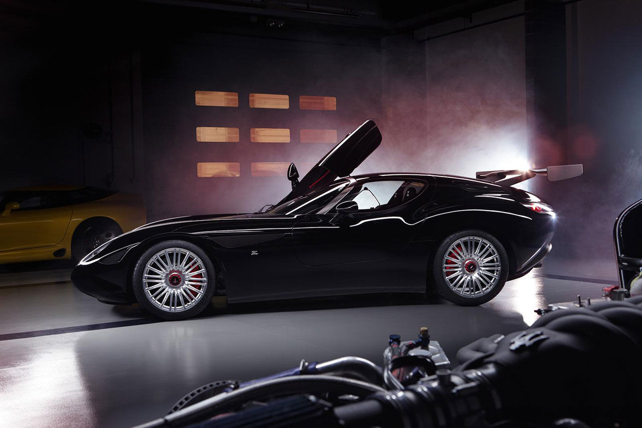 Zagato hyllar Maserati med racerbilen Mostro