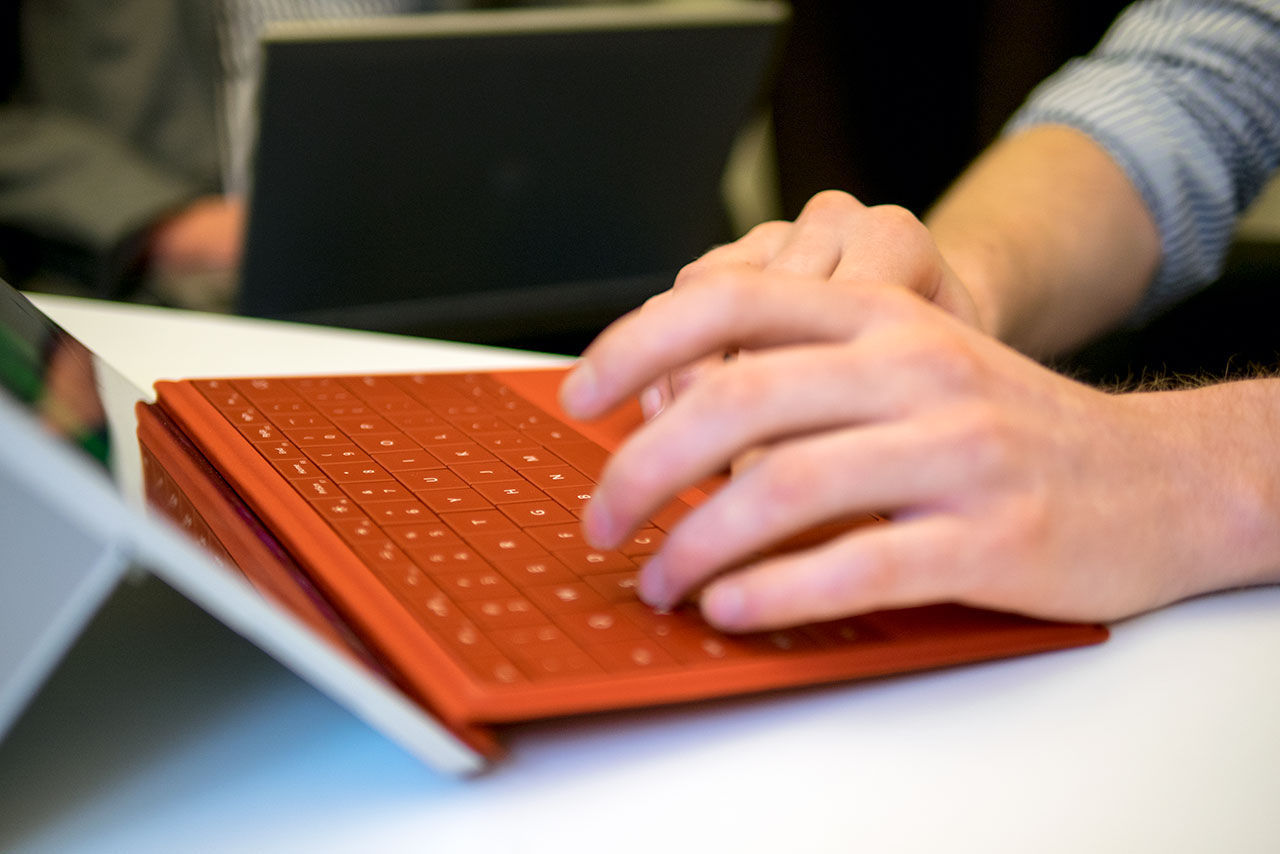 Elever i Sigtuna kommun får Microsoft Surface 3