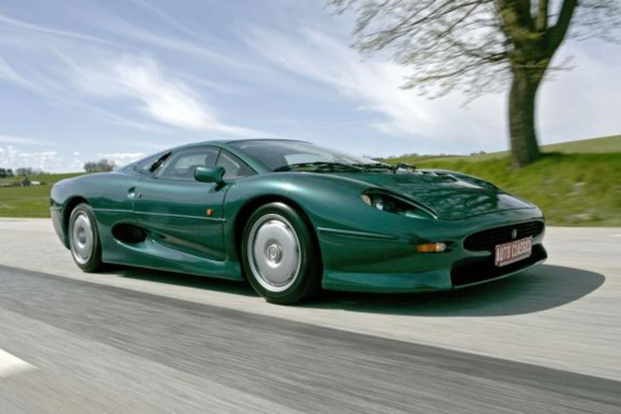 Sugen på en Jaguar XJ 220?