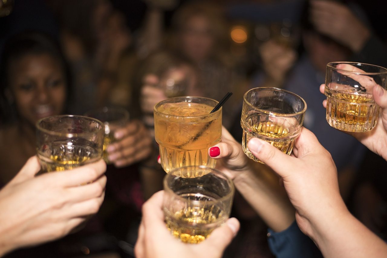 Alkoholkonsumtionen minskar bland unga