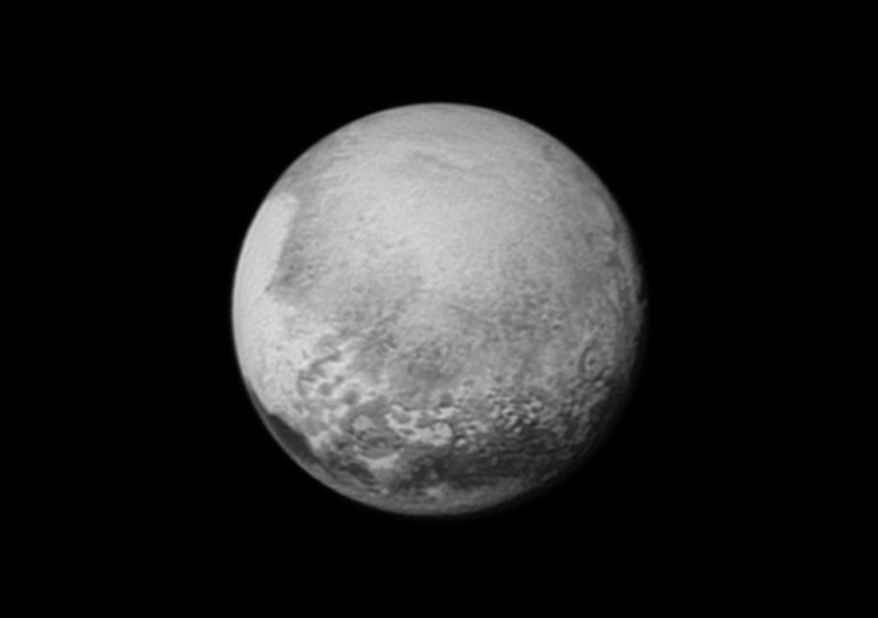 Idag flyger New Horizons förbi Pluto