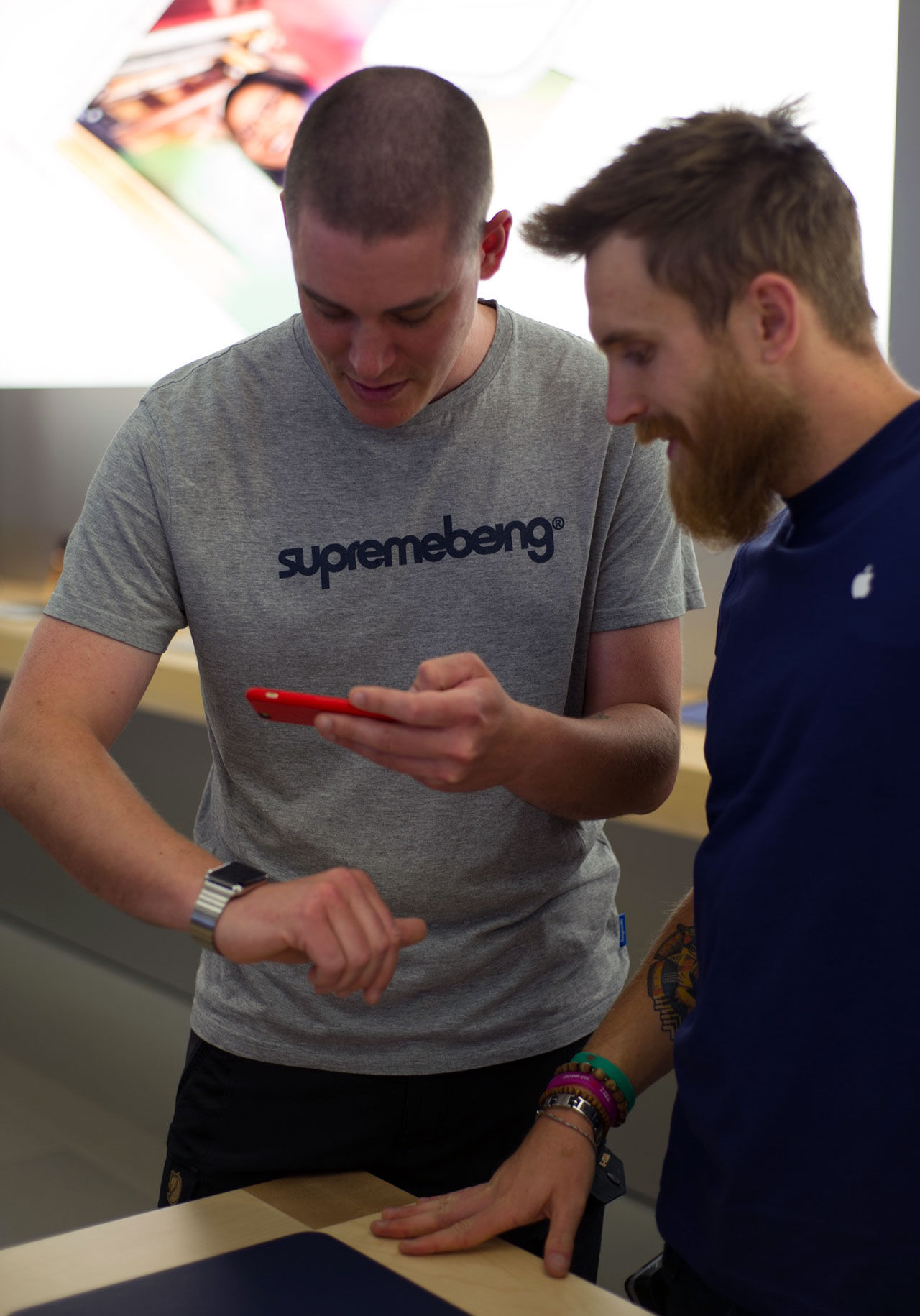 Nu kan du köpa Apple Watch i Sverige