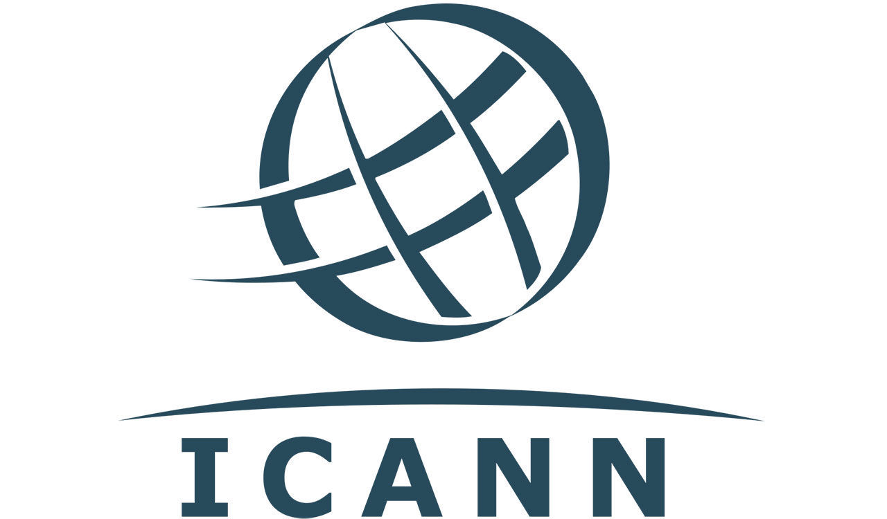 USA behåller kontrollen över internet i ett år till