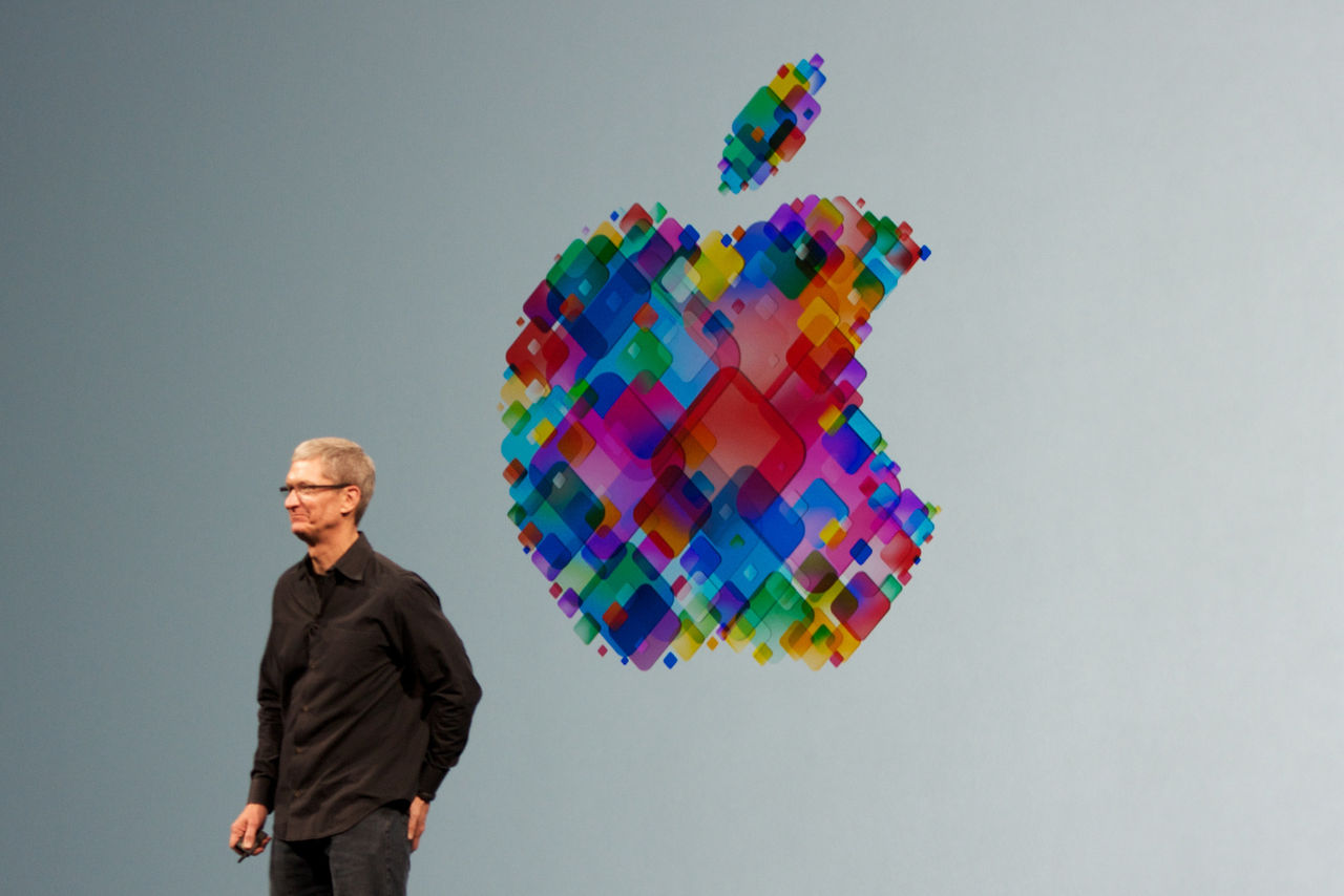 Tim Cook vill lugna marknaden