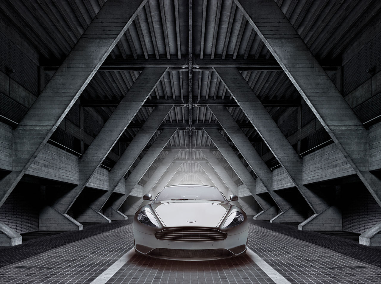 Aston Martin presenterar DB9 GT Bond Edition