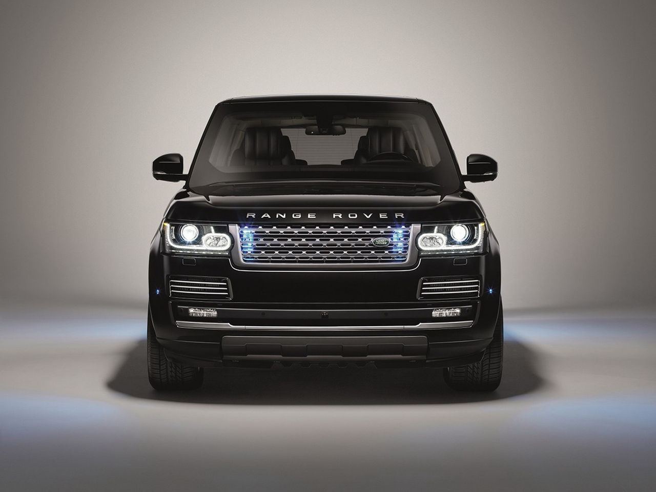 SVO bygger bepansrad Range Rover