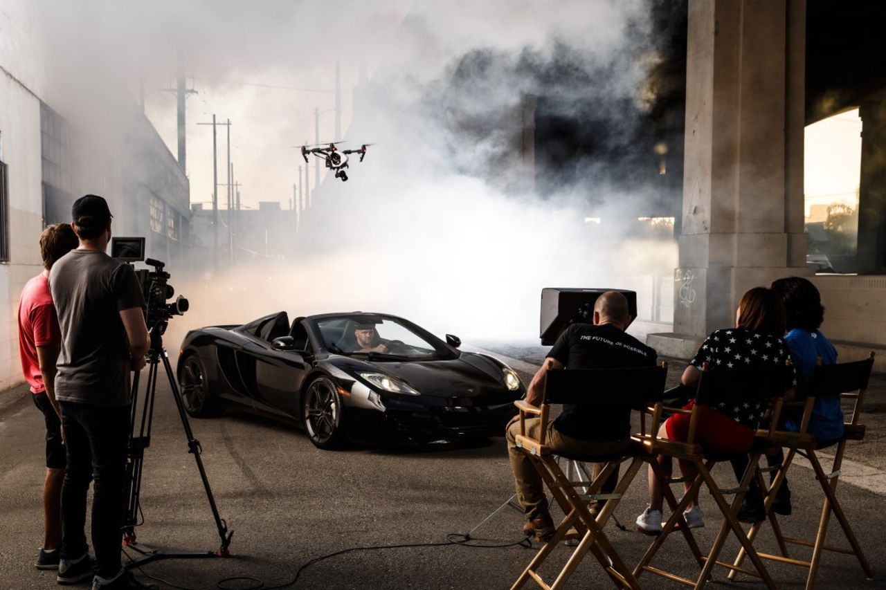 DJI presenterar två Micro Four Thirds-kameror