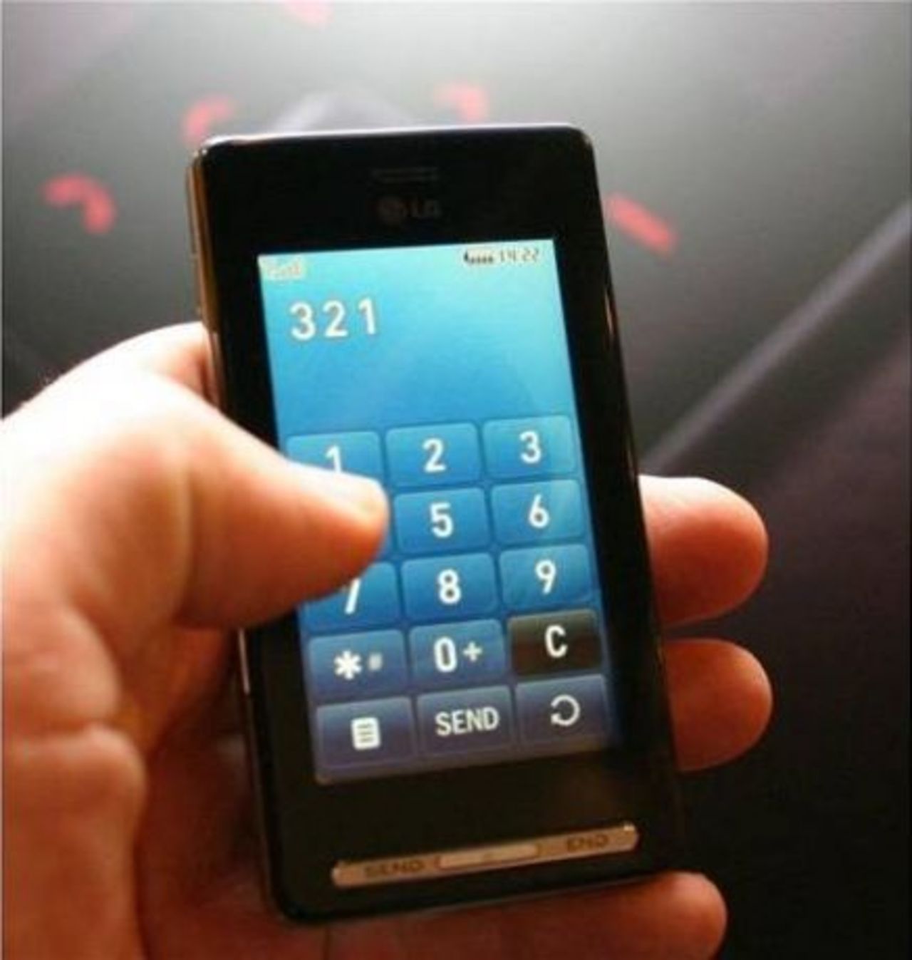 LG KE850