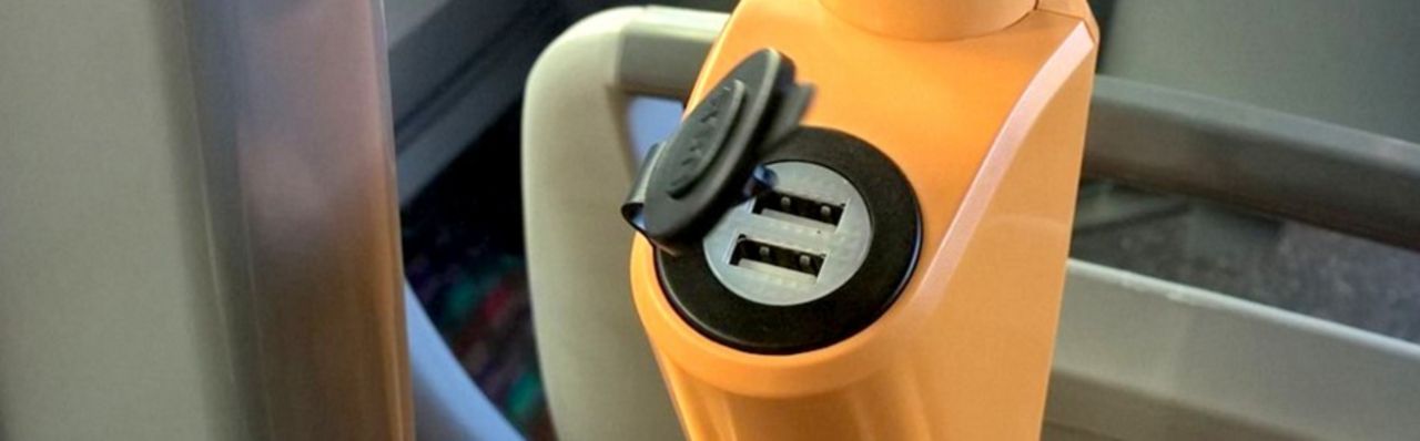 I Prag kan man ladda mobilen på bussen