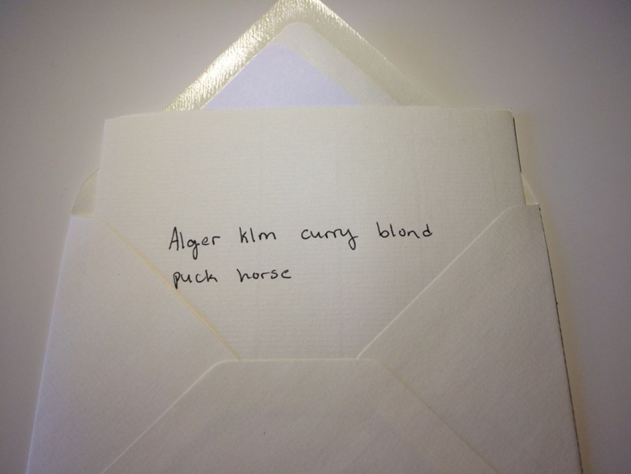 11-åring startar säkerhetsföretag som genererar lösenord