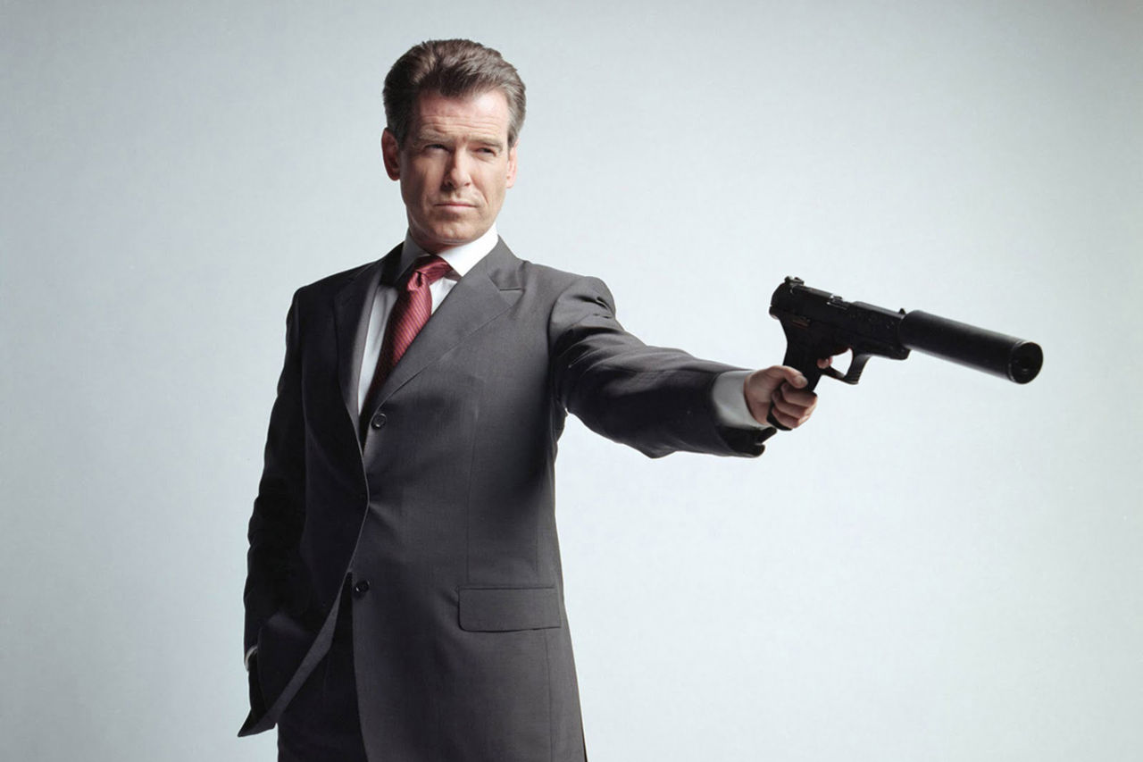 Pierce Brosnan är den bondskådis som dödat flest per film
