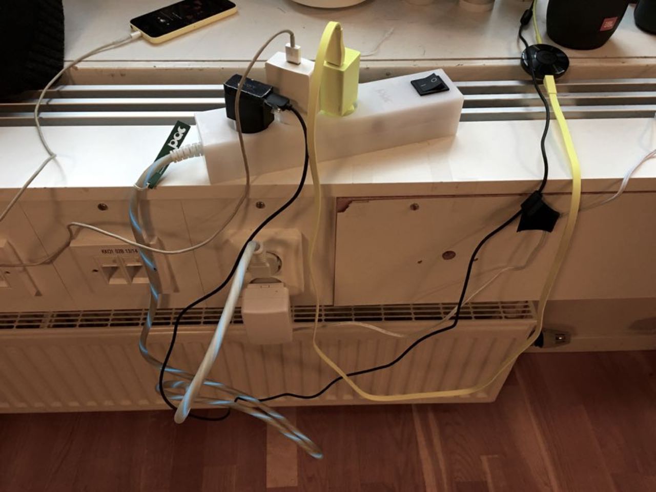 The Pac är en grendosa som visar när den drar ström