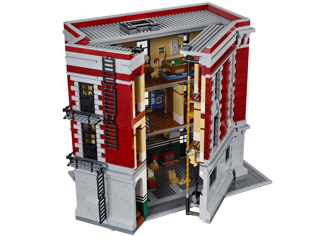 En lite närmare titt på Ghostbusterhuset i LEGO