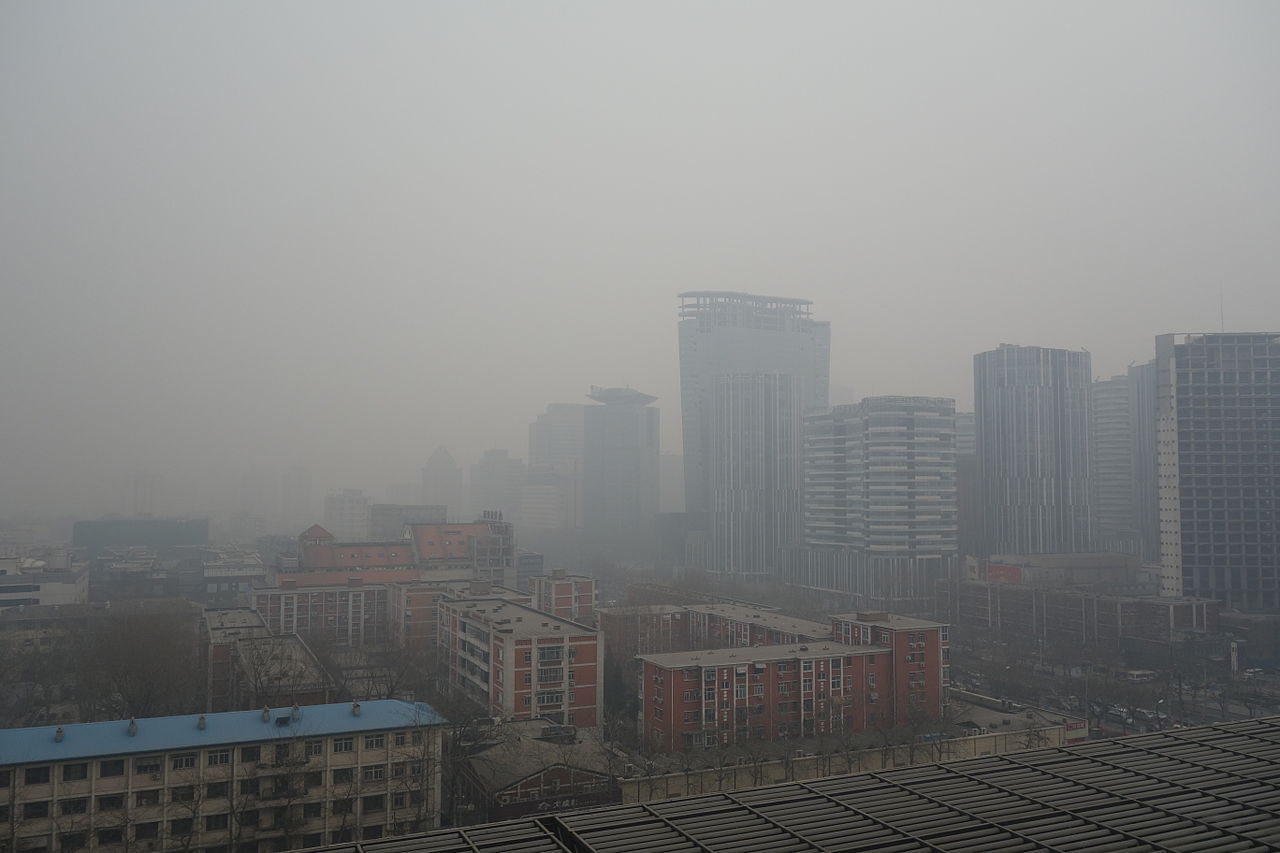 Kina stänger tusentals fabriker på grund av smog