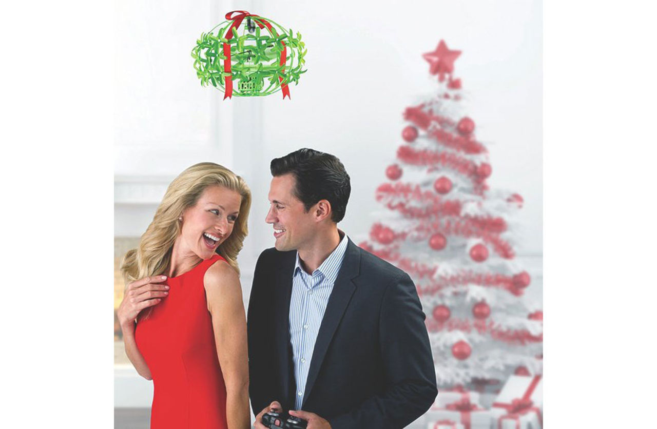 En misteldrönare gör att du kan kyssa vem du vill när som helst