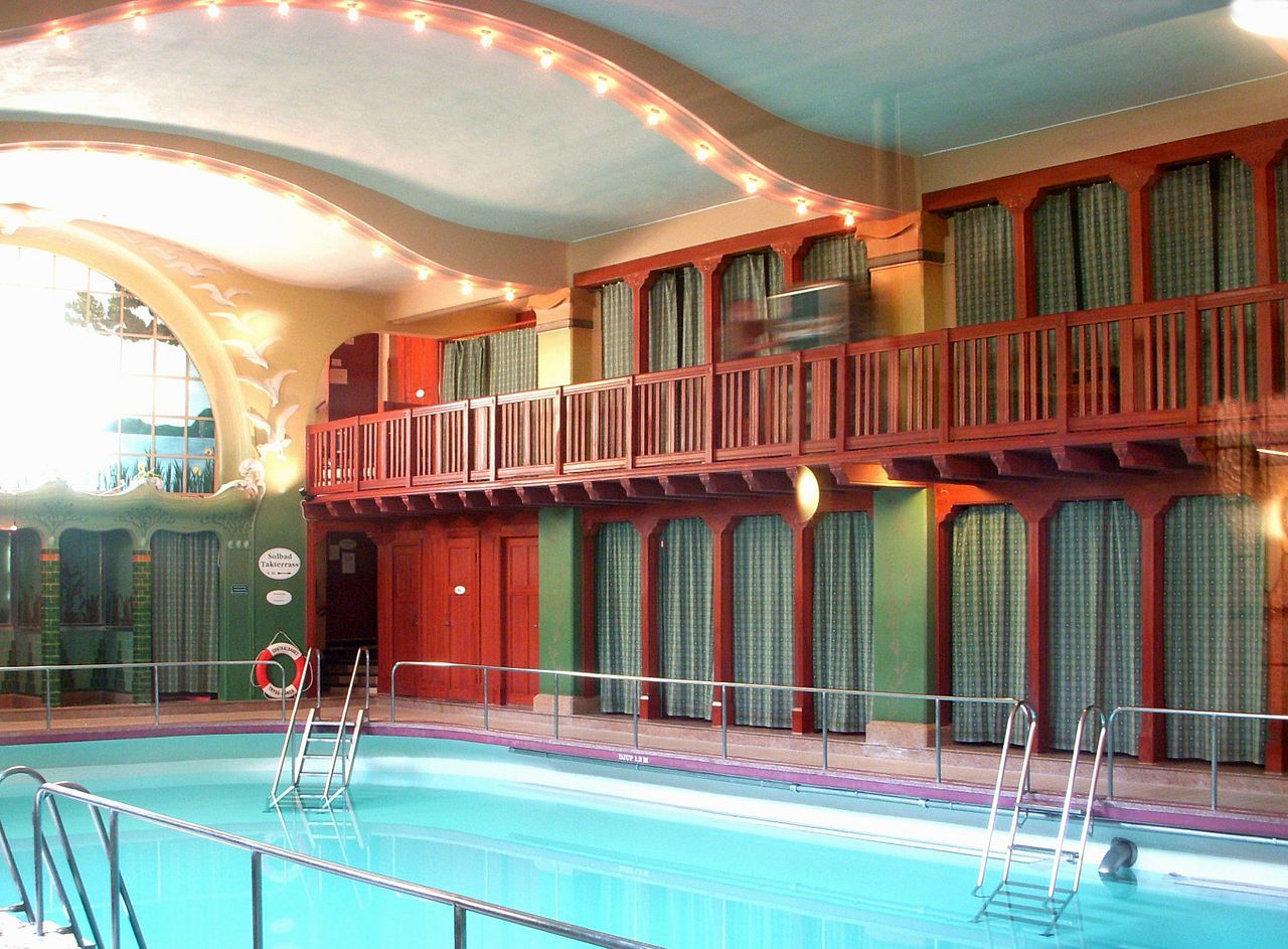 Badhus inför skärmförbud