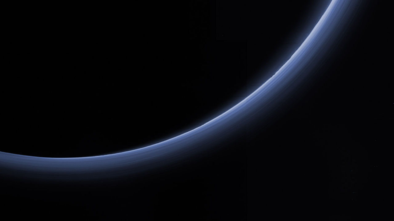 Ny bild från NASA visar lager i Plutos atmosfär