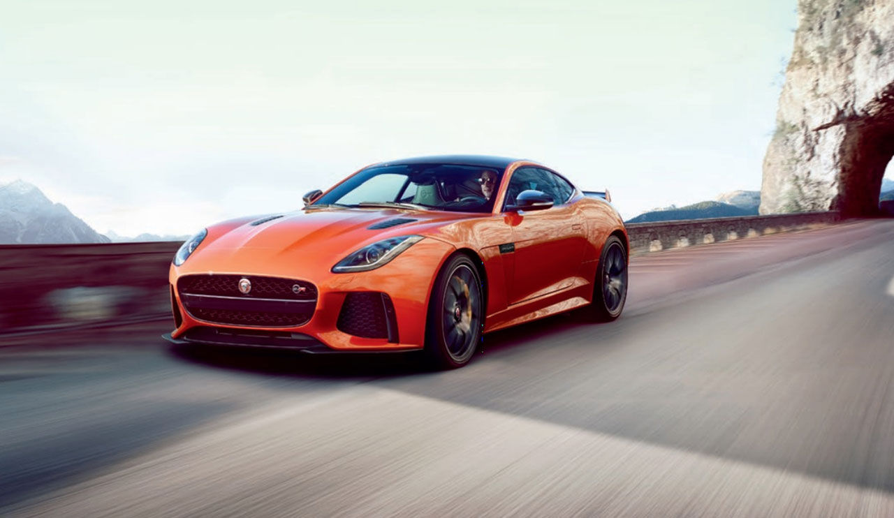 Jaguar F-Type SVR läcker ut