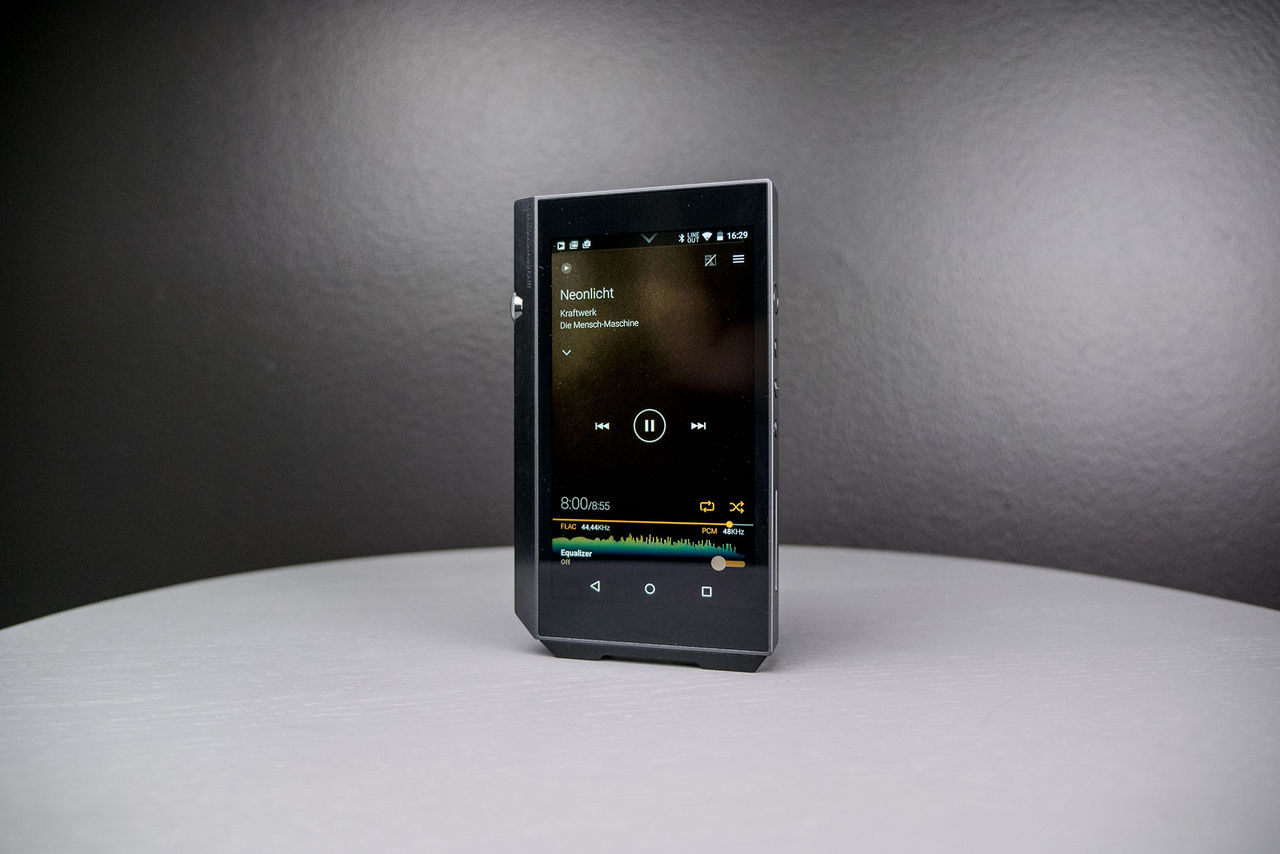 Vi klämmer på musikspelaren Pioneer XDP-100R