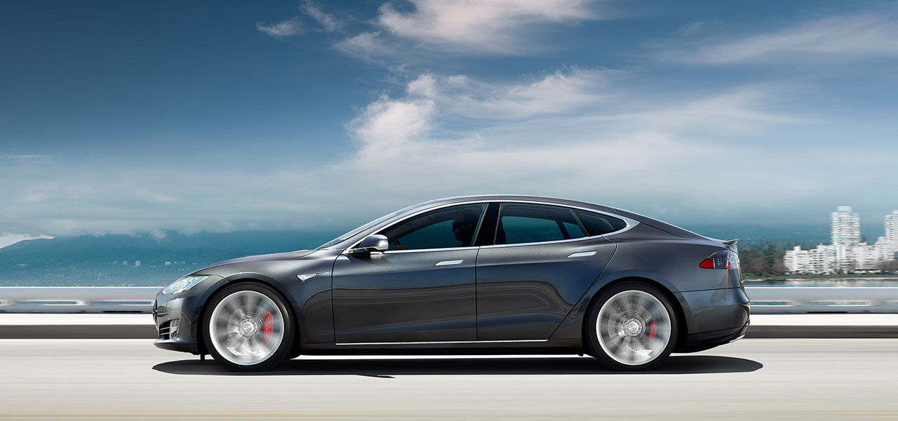 Du kan reservera en Tesla Model 3 från den 31 mars