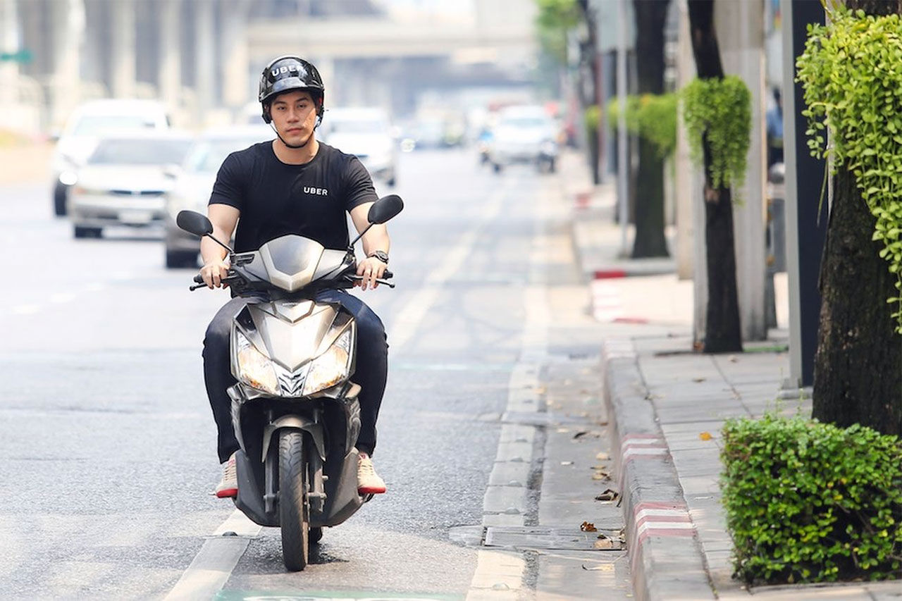 Snart kan du åka scooter med Uber i Bangkok