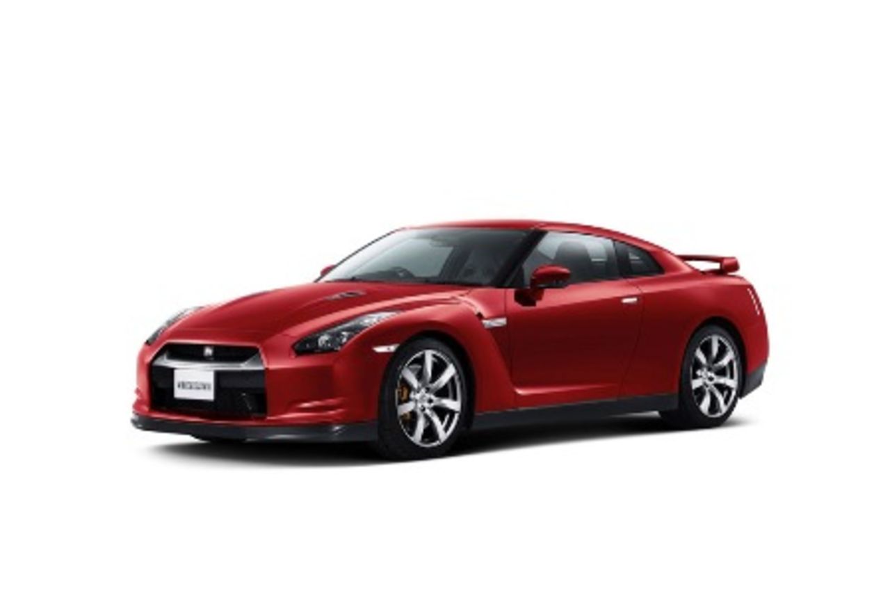 Nissan försöker blockera parallellimport av GT-R