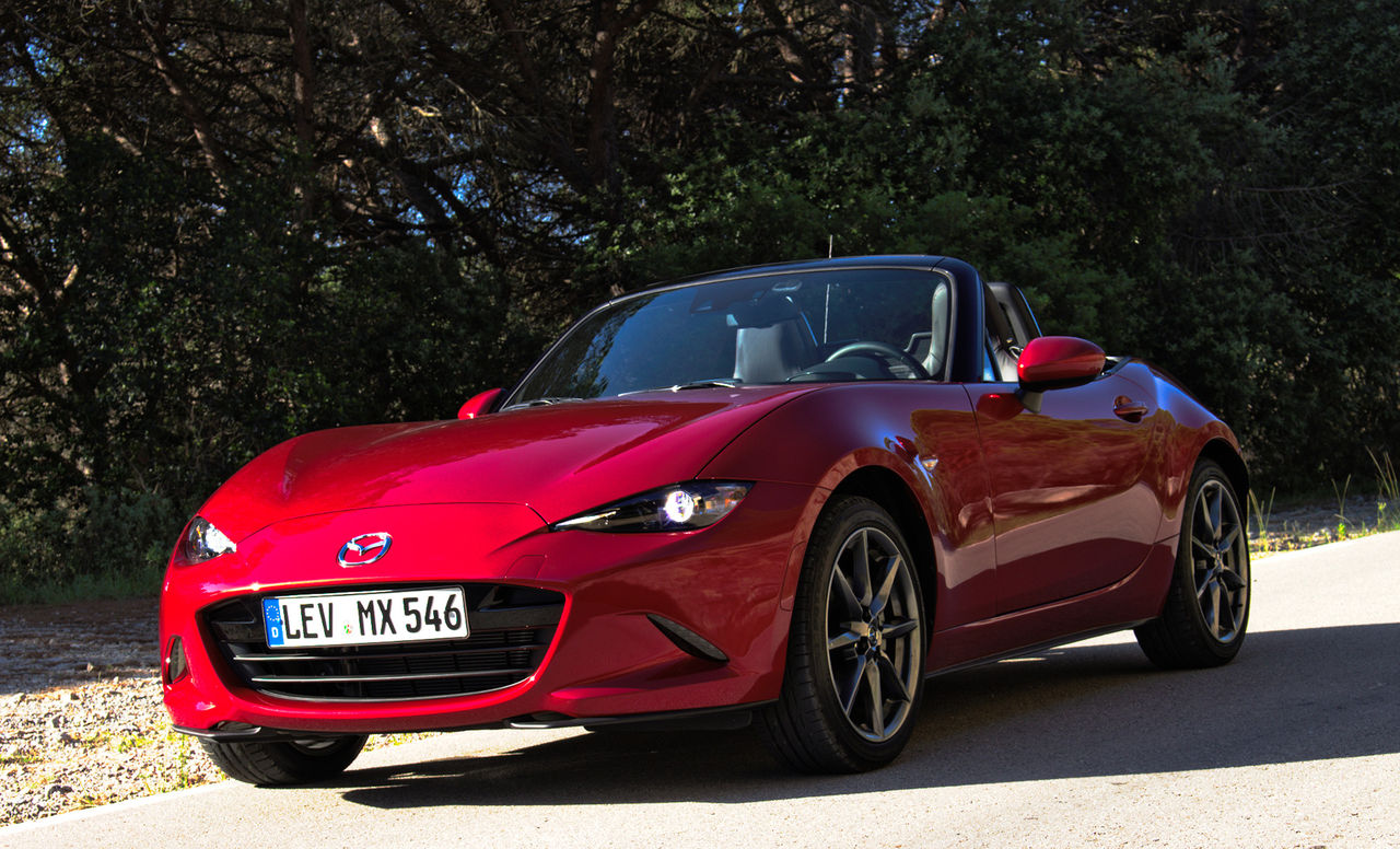 mazda-mx-5-blir-world-car-of-the-year-f-r-ven-utm-rkelsen-world-car