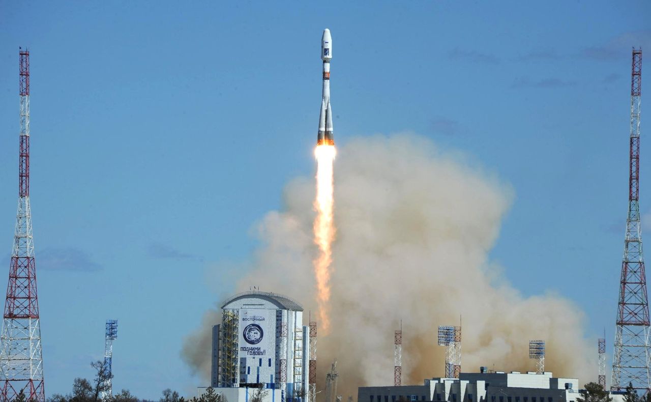 Första raketen från Rysslands nya rymdhamn uppskjuten