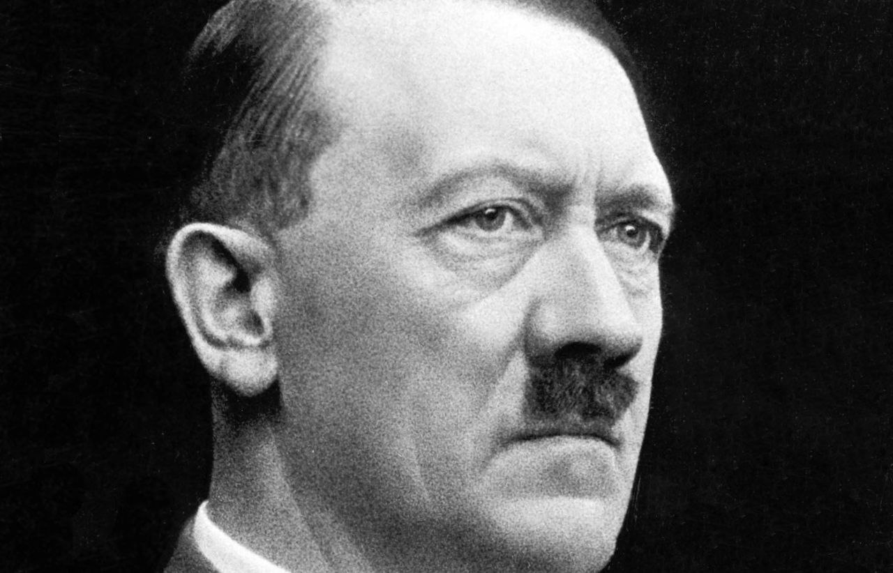 Hitler eller nazism nämns mer frekvent ju längre Reddittrådar blir