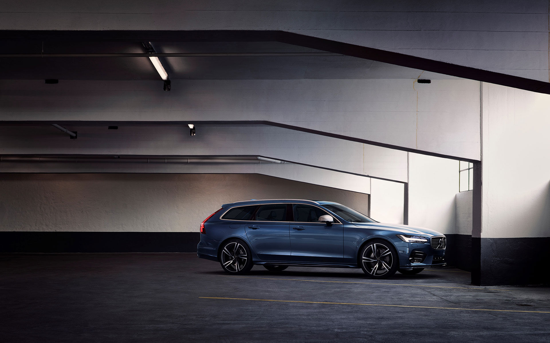 Nu kommer Volvo S90 och V90 som R-design