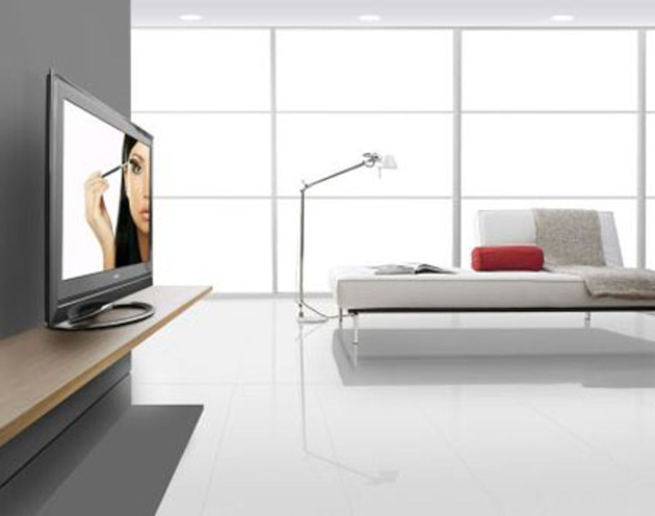 38 millimeter tunn plasma-TV från Hitachi