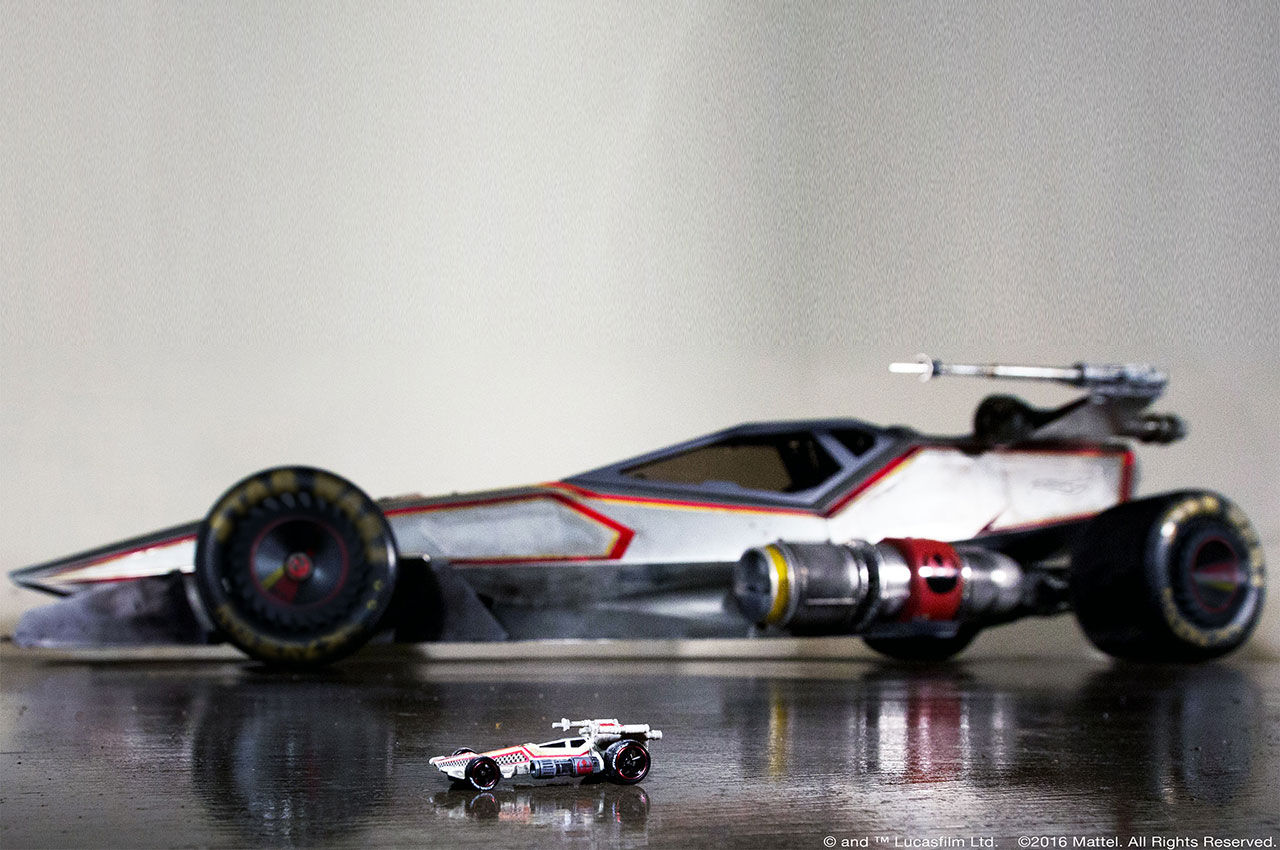 Hot Wheels har byggt en stor X-Wing-bil