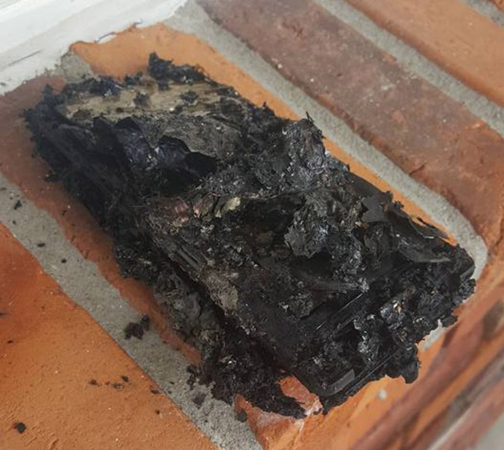 Man hävdar att Galaxy Note 7 eldade upp hans bil