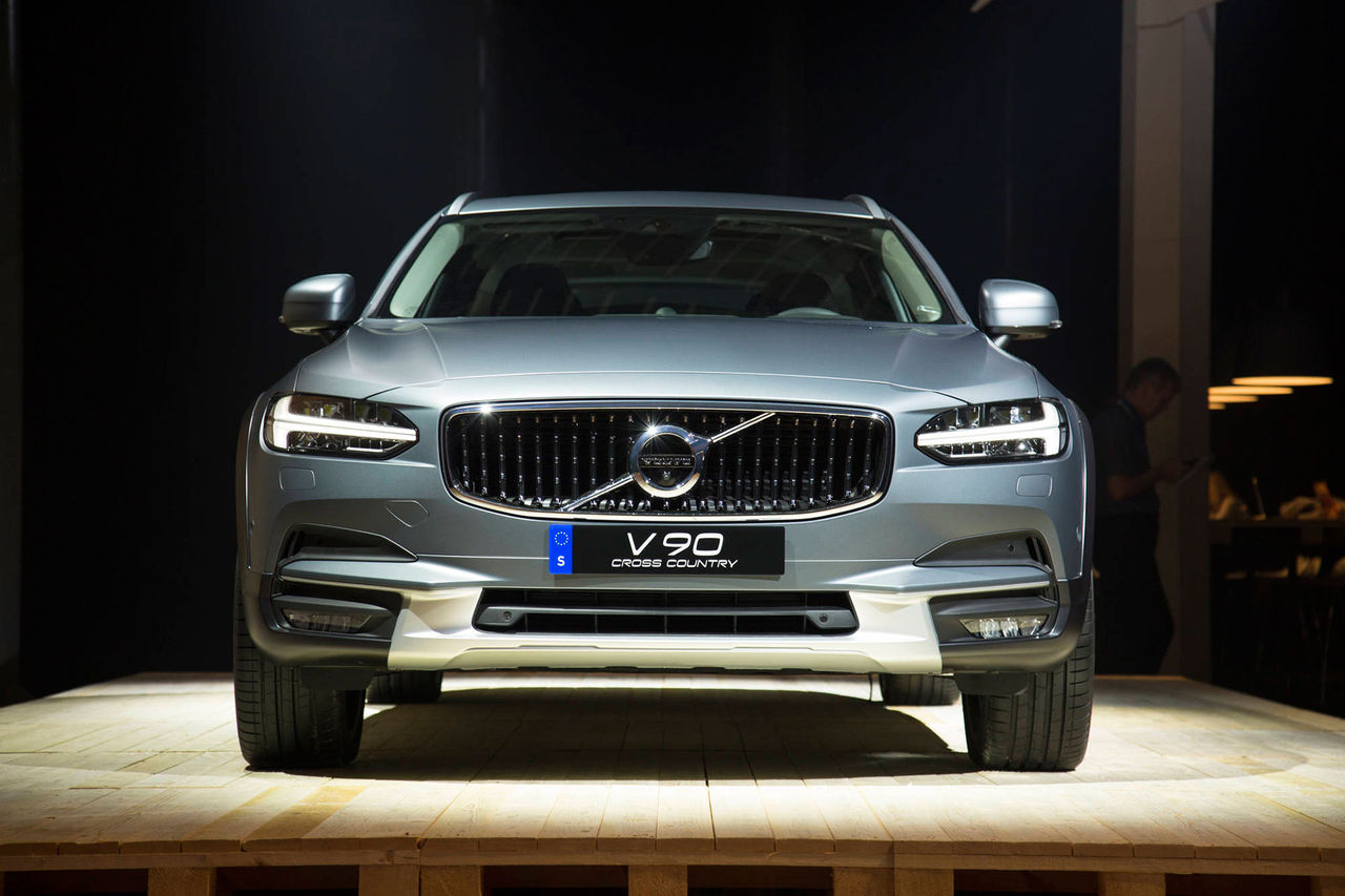 En närmare titt på nya Volvo V90 Cross Country
