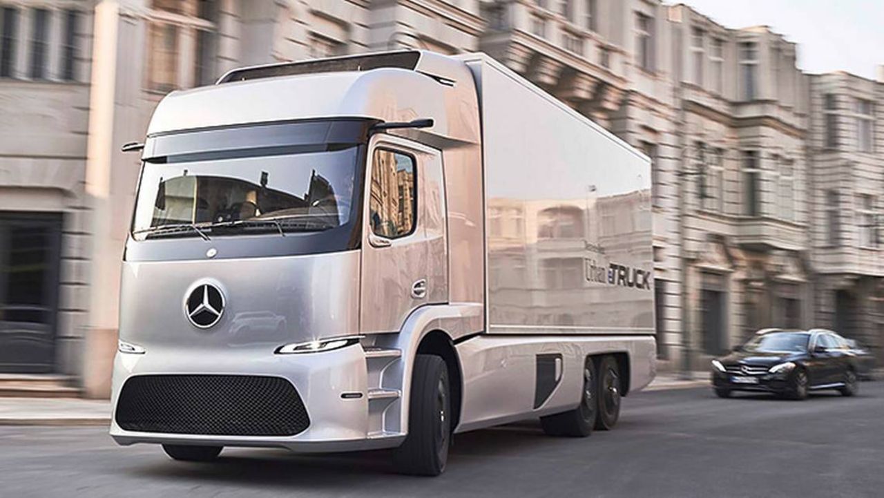 Mercedes presenterar sin elektriska lastbil