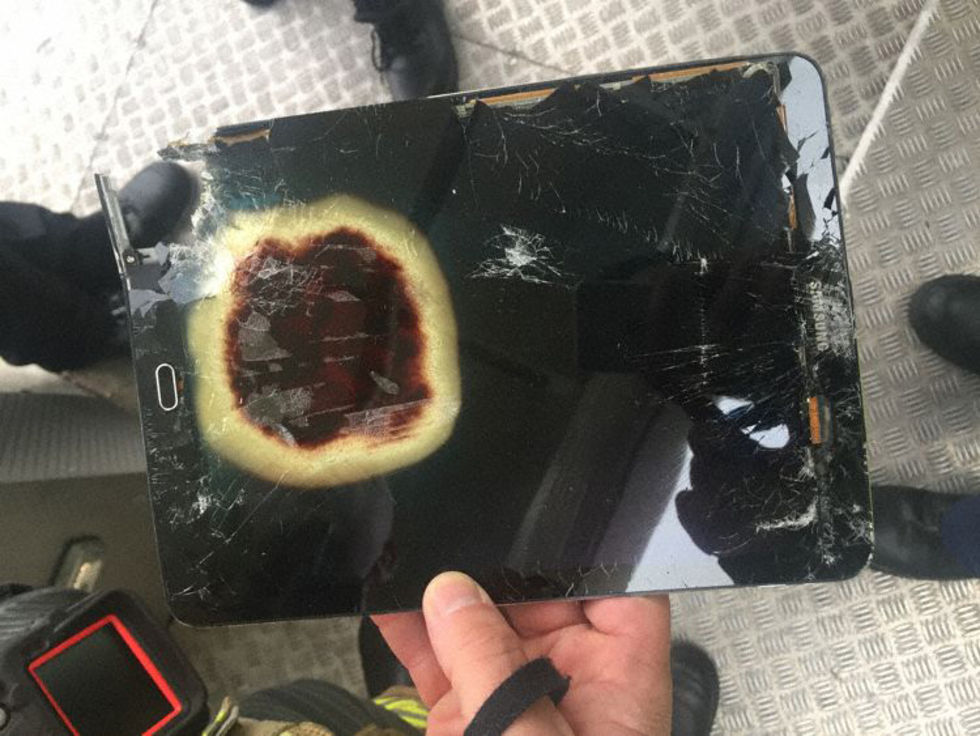 Samsung-tablet började brinna på flygplan