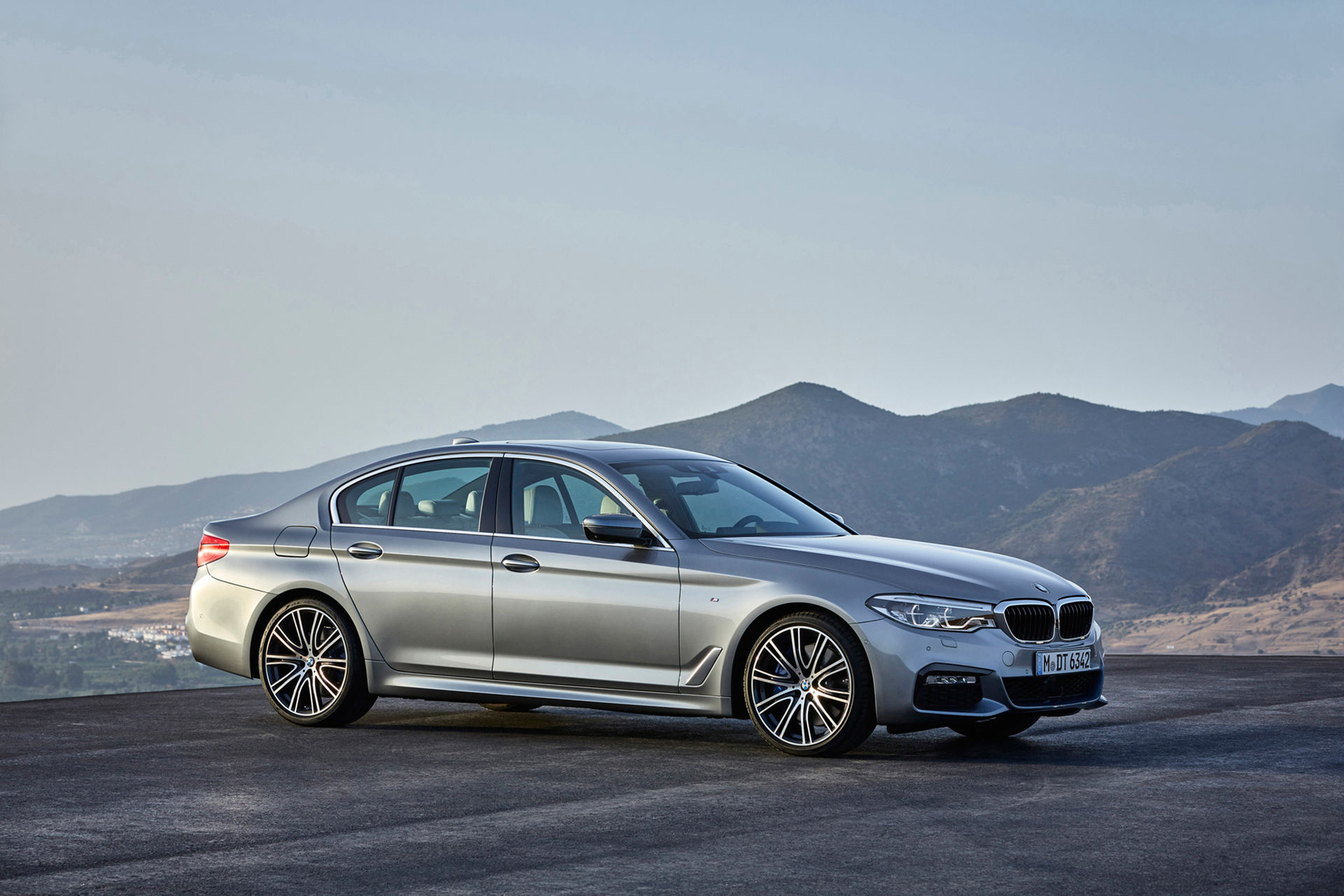 BMW presenterar nya 5-serie